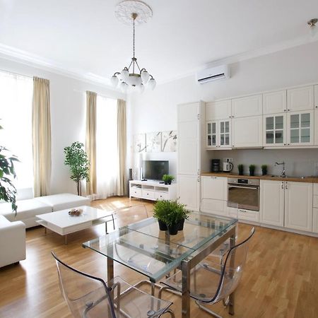 Premium Apartments By Hi5 - B25 Budapest Exterior photo